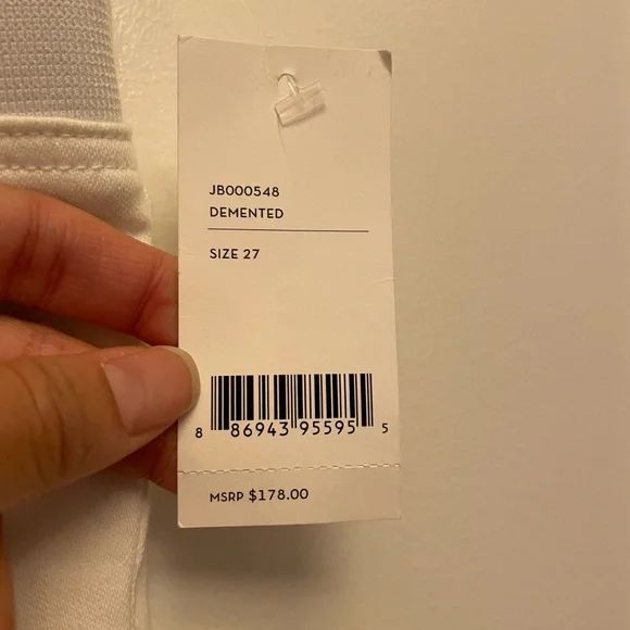 J Brand Mama J Maternity Demented Distressed White Capri Jean NWT $178 - Picture 8 of 9